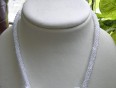 unikatno kvačkana ogrlica, bele barve