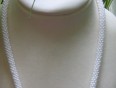 unikatno kvačkana ogrlica, belo -črna kombinacija