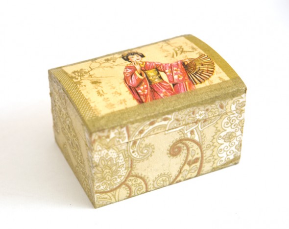 škatlica gejša - 