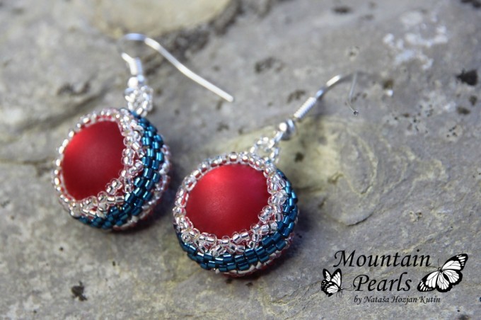 Viseči uhani, šivani iz perlic, rdeči in modri - Viseči uhani, šivani iz perlic, rdeči in modri
