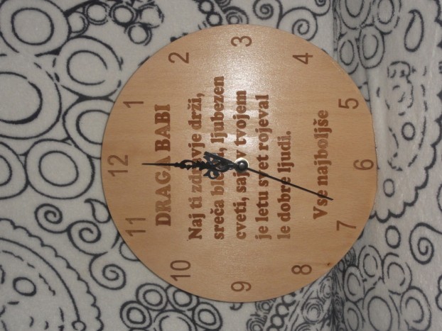 Lesene ure za različne priložnosti - 