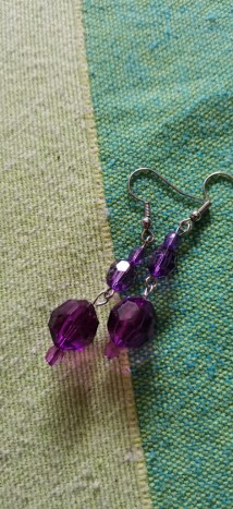vijoličasti uhani - Uhani z vijoličastimi perlami, različne velikosti