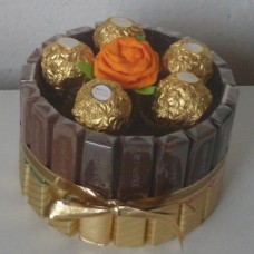 "Torta" iz čokoladic in čokolatinov